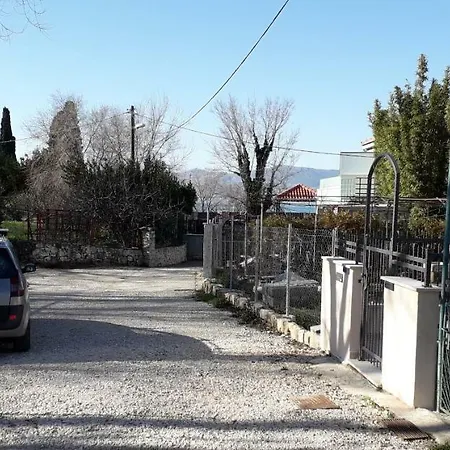 Nevica Apartment